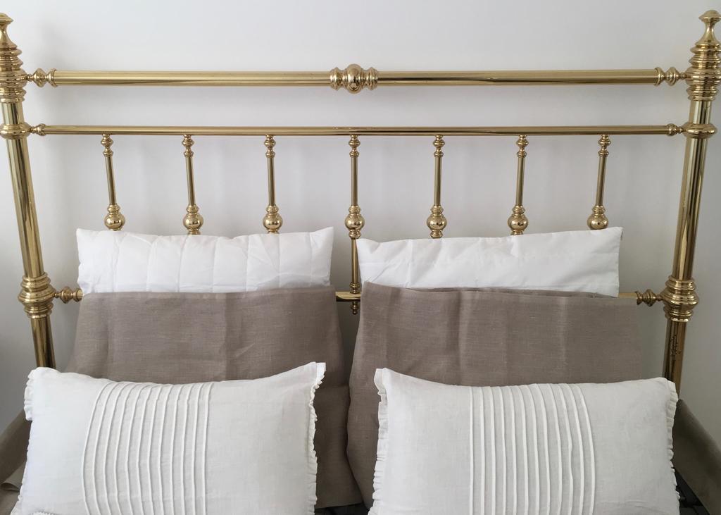 Le Mas Des Lauriers Bed and Breakfast Paradou Esterno foto